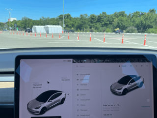 Tesla Model 3 foto 10