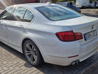 BMW 5 Series foto 2