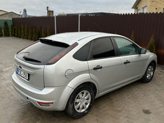 Ford Focus foto 6