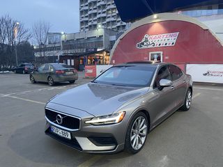 Volvo S60 foto 2