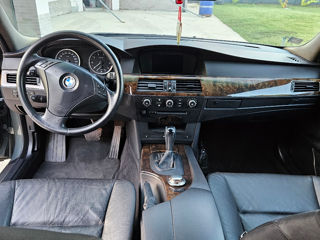 BMW 5 Series foto 8