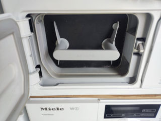 Mașină de uscat pe pompă de căldură Miele TKB440WP,  8kg, 4 nivele de uscare, 10 programe foto 9