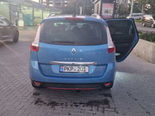 Renault Grand Scenic foto 3