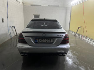 Mercedes E-Class foto 5