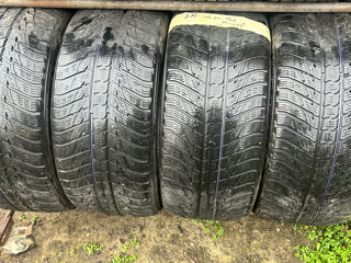 285/40R21