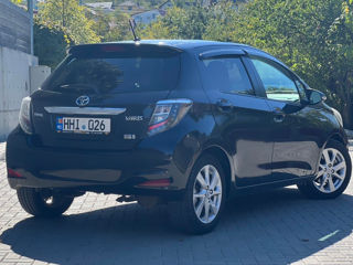 Toyota Yaris foto 3