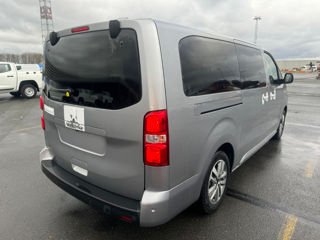 Peugeot Traveller foto 3