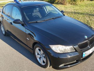 BMW 3 Series foto 3