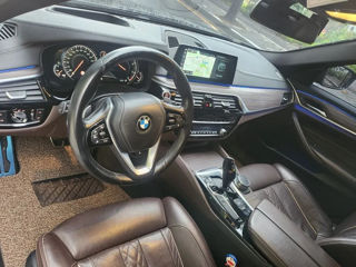 BMW 5 Series foto 10