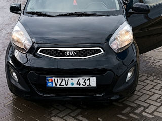 KIA Picanto foto 1