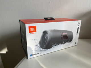 JBL Charge 5