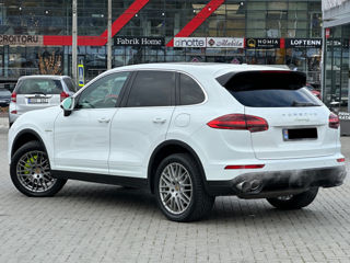 Porsche Cayenne foto 3