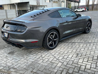 Ford Mustang foto 3