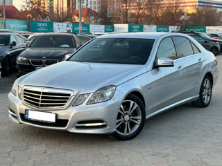 Mercedes E-Class foto 1