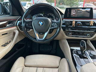 BMW 5 Series foto 8