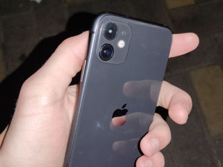 iPhone 11 64GB foto 2