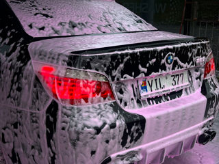 BMW 5 Series foto 13