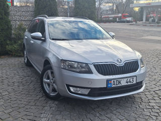 Skoda Octavia foto 1