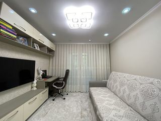 Apartament cu 2 camere, 68 m², Botanica, Chișinău
