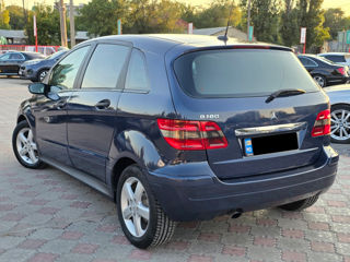 Mercedes B-Class foto 5