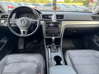 Volkswagen Passat foto 8