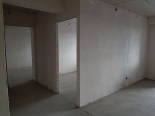 Apartament cu 3 camere, 104 m², Botanica, Chișinău foto 3