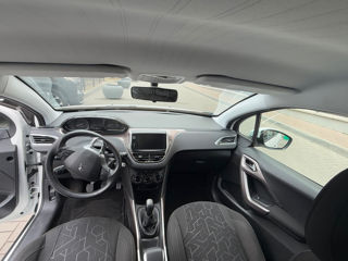 Peugeot 2008 foto 5