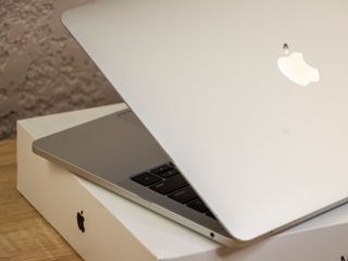MacBook Pro 13/ Core i5 7360u/ 8Gb Ram/ 256Gb SSD/ 13.3" Retina/ 354Cycles! foto 15