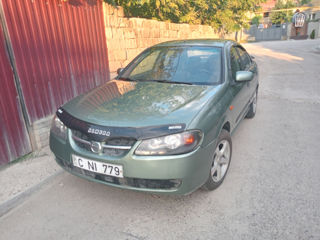 Nissan Almera foto 3