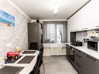 Apartament cu 3 camere, 72 m², Ciocana, Chișinău foto 3