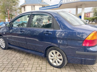 Suzuki Liana foto 5