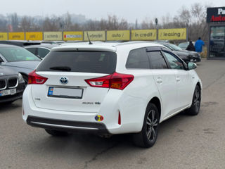 Toyota Auris foto 5