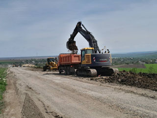 Servicii excavator foto 5