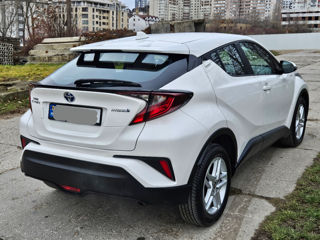 Toyota C-HR foto 5