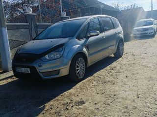 Ford S-Max foto 2