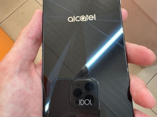 Alcatel Idol 4