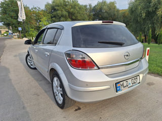 Opel Astra foto 4