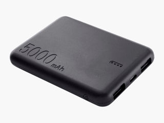 Power bank 5000mAh - la 200lei. Mai avem 5buc