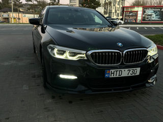 BMW 5 Series foto 4