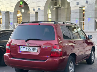 Toyota Highlander foto 2