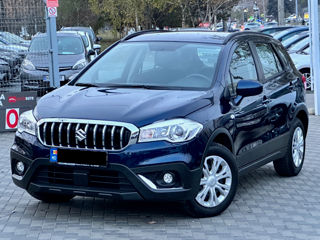 Suzuki S-Cross foto 4