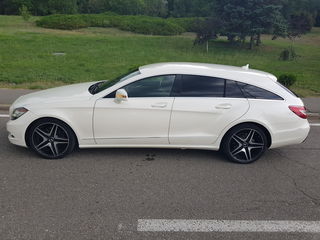 Mercedes CLS Class foto 15