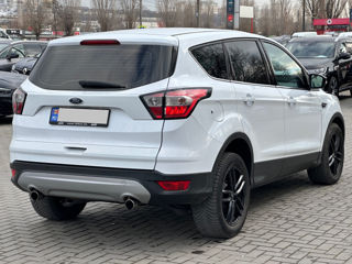 Ford Kuga foto 3