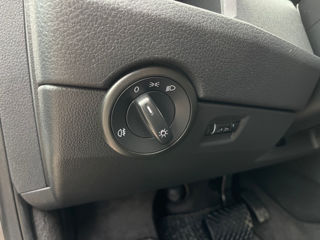 Volkswagen Multivan foto 8