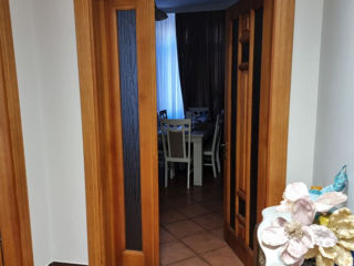 Apartament cu 2 camere, 110 m², Centru, Chișinău foto 4