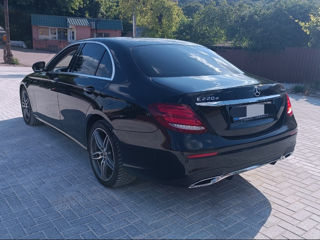 Mercedes E-Class foto 5