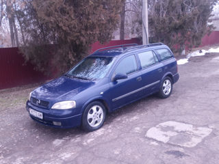 Opel Astra foto 1