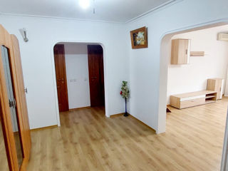 3-х комнатная квартира, 67 м², Центр, Кишинёв