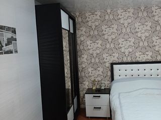 Vînd apartament în stare bună foto 5