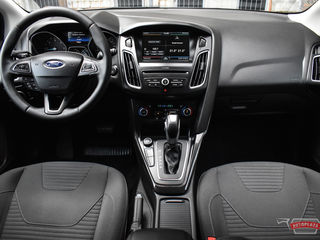 Ford Focus foto 12